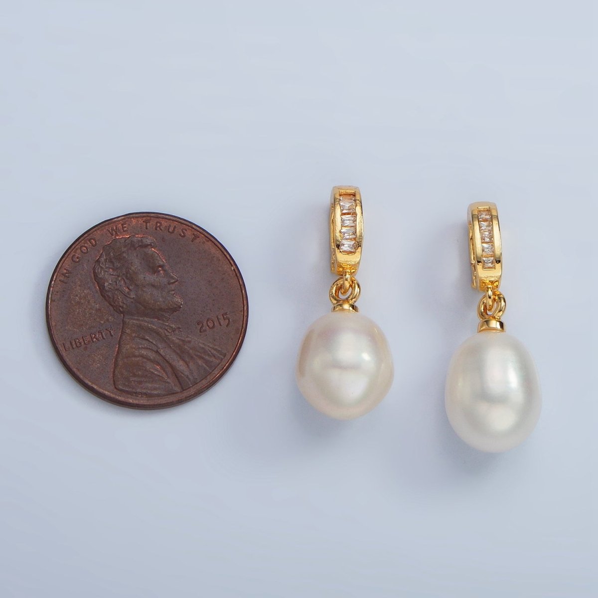 16K Gold Filled White Freshwater Pearl Baguette CZ Snap Latch Pendant | P1873