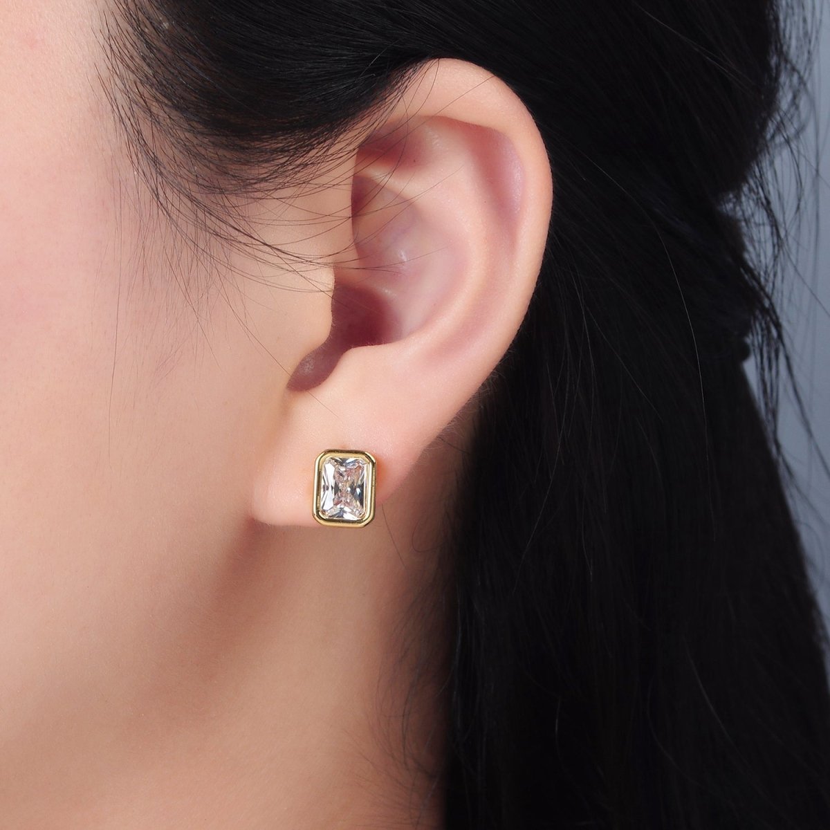 24K Gold Filled 10mm Clear CZ Baguette Bezel Stud Earrings | AD672