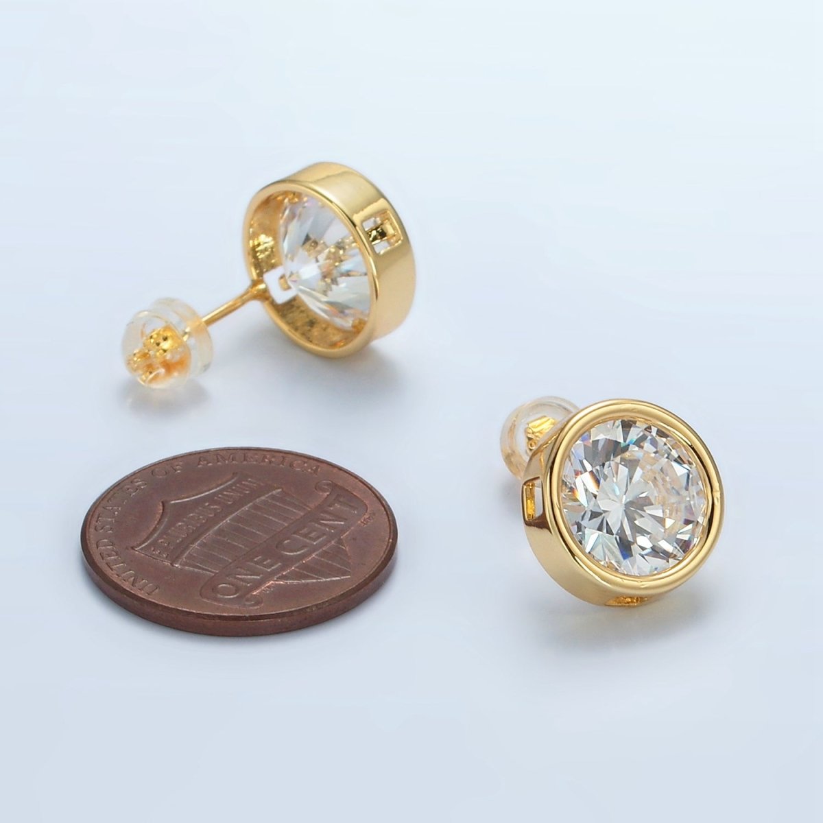 24K Gold Filled 12mm Clear CZ Round Bezel Stud Earrings | P532