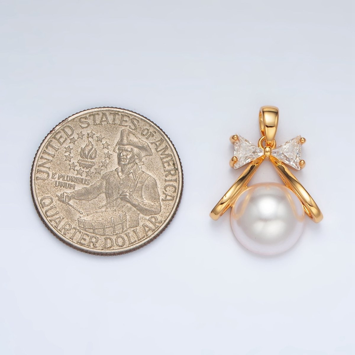 24K Gold Filled 19mm Ribbon Bow CZ Shell Pearl Pendant | AA1409