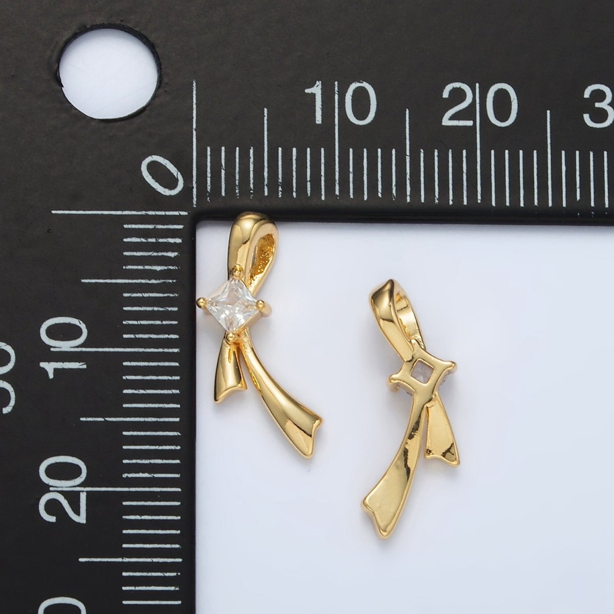 24K Gold Filled Shooting Star Celestial CZ Charm | AA1511