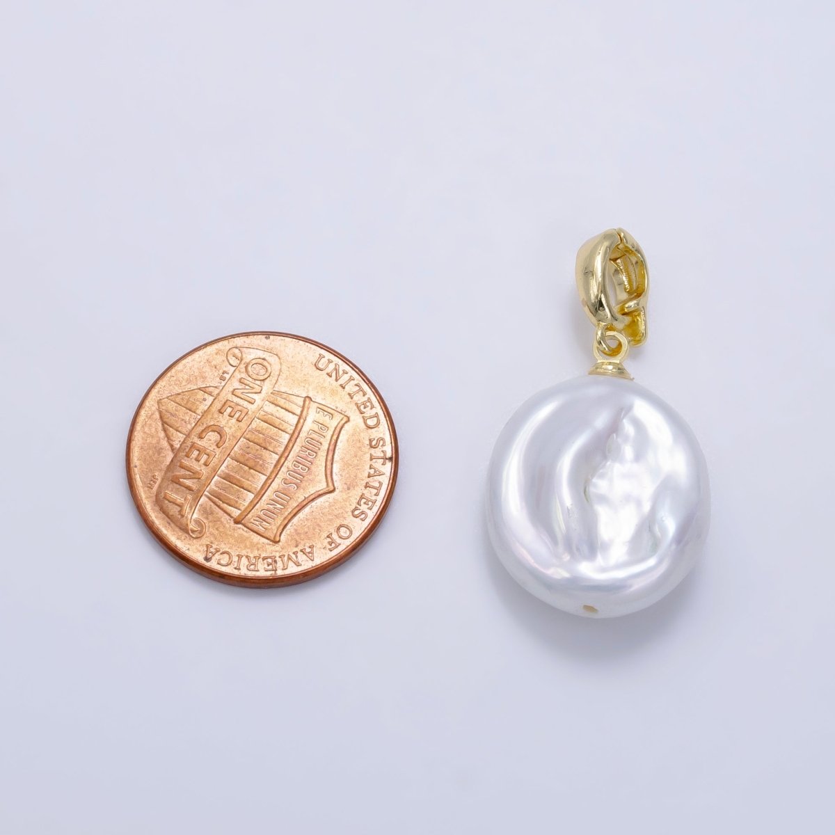 24K Gold Filled Round White Biwa Freshwater Pearl Snap Latch Bail Pendant | P1891