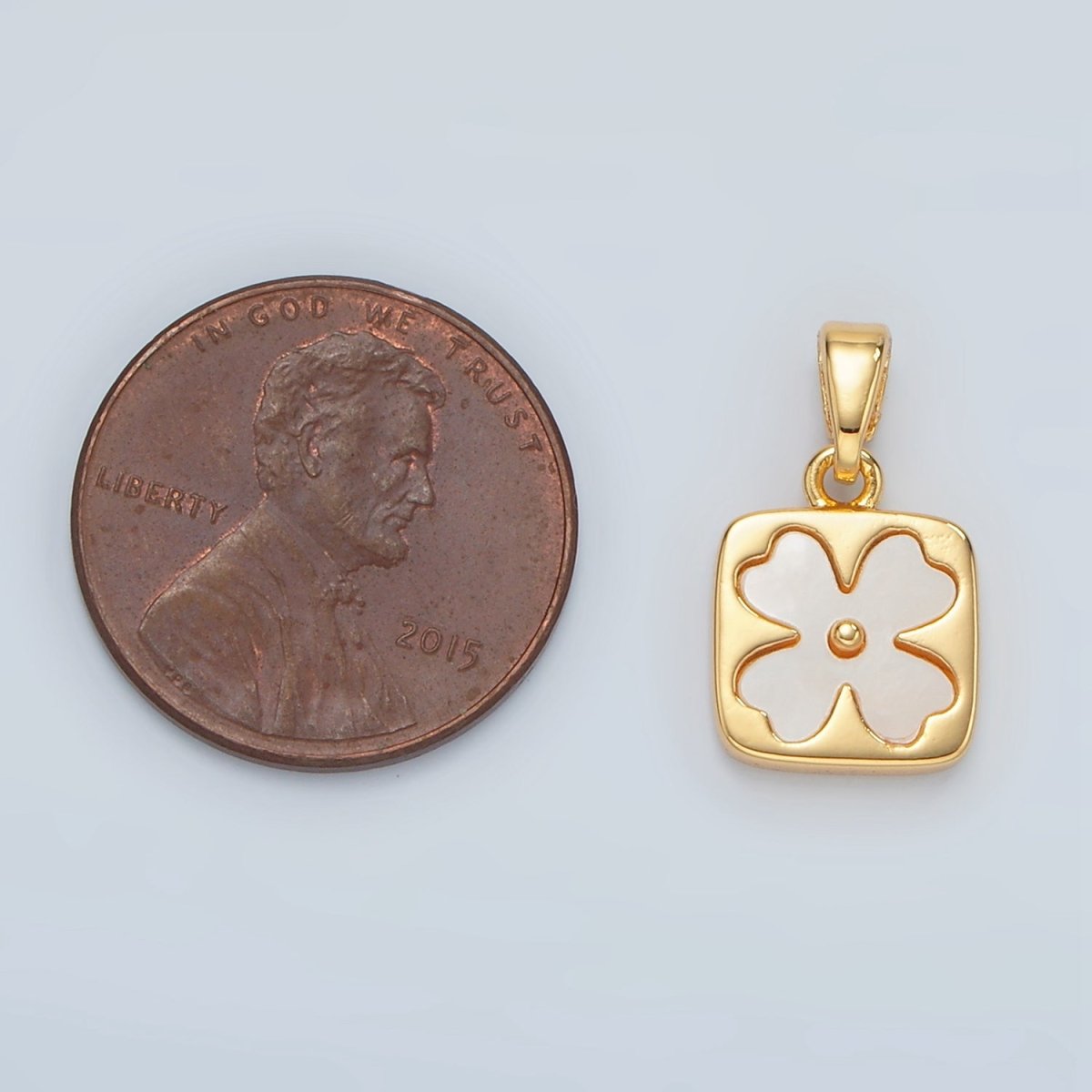 24K Gold Filled Shell Pearl Quatrefoil Flower Square Bezel Pendant | H587