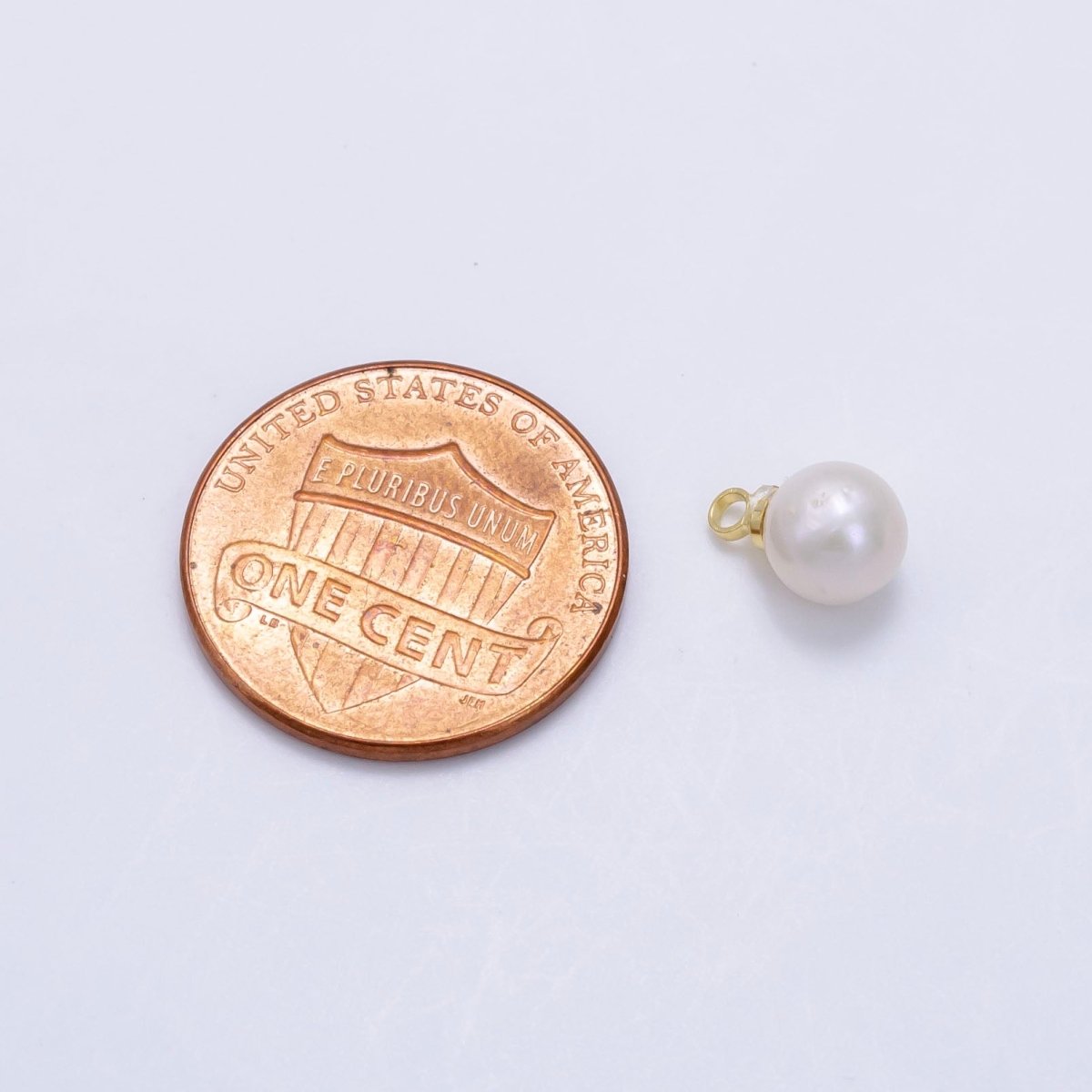 24K Gold Filled White Freshwater Button Round Charm | P1883
