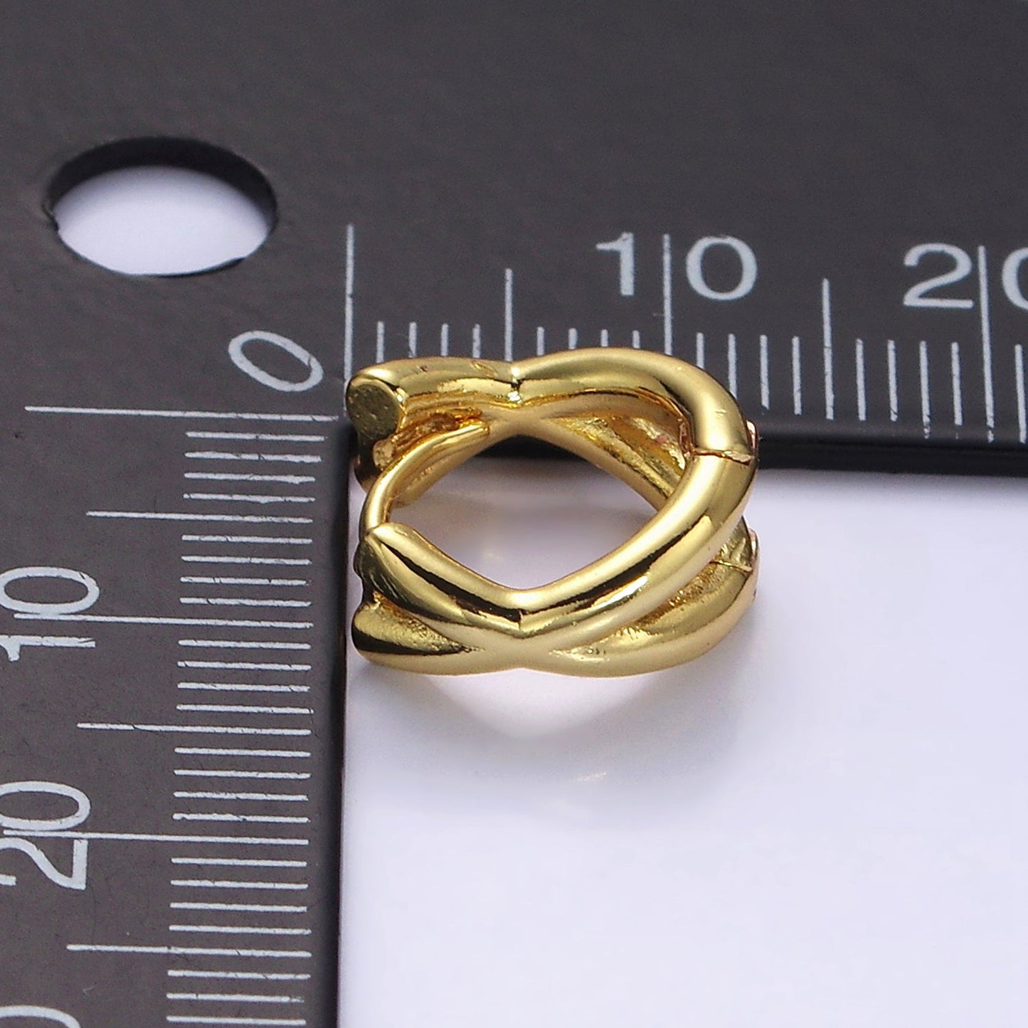 16K Gold Filled Double Band X Claw 12.5mm Huggie Earrings | AD410