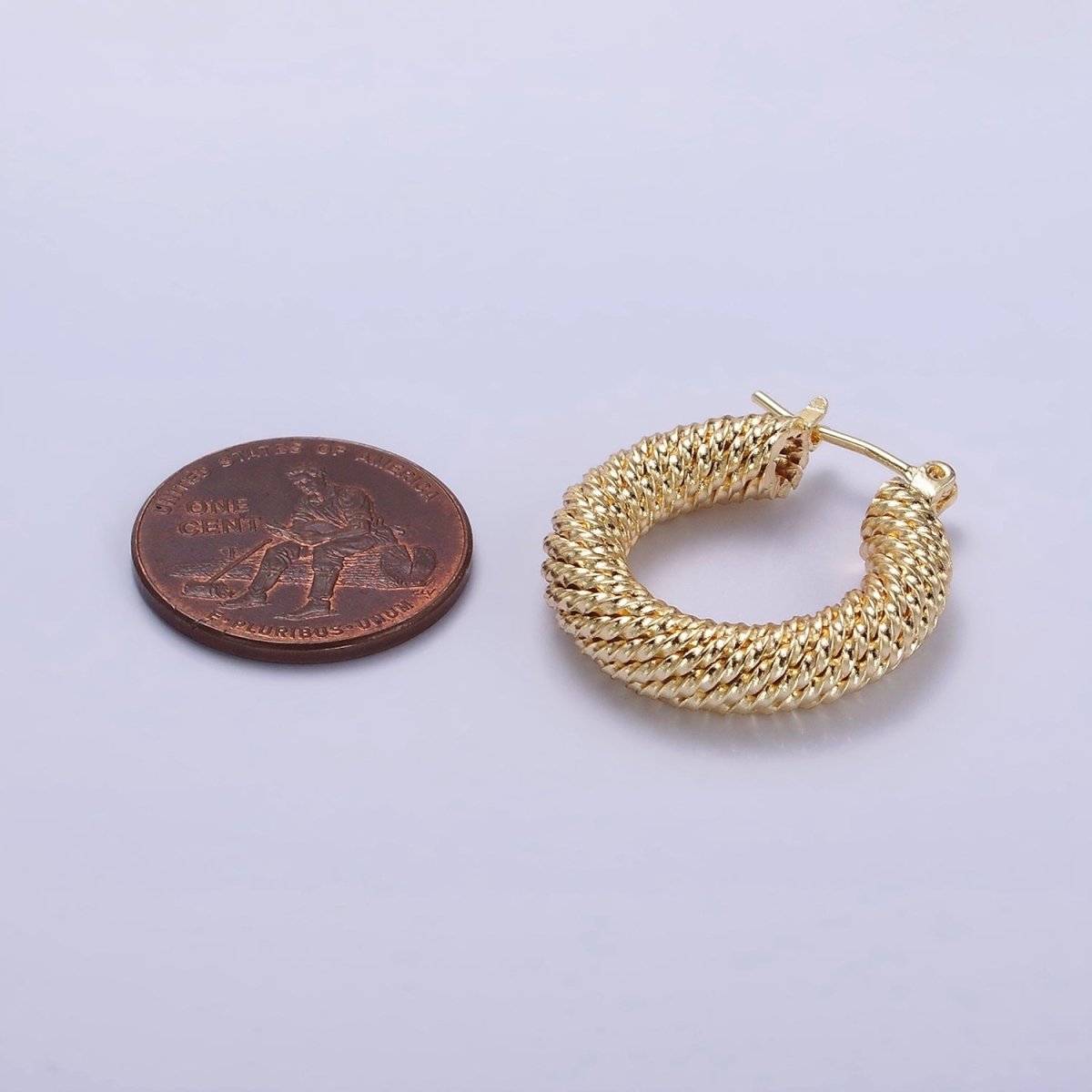 14K Gold Filled 25mm Twisted Rope Band Hoop Earrings | AE660