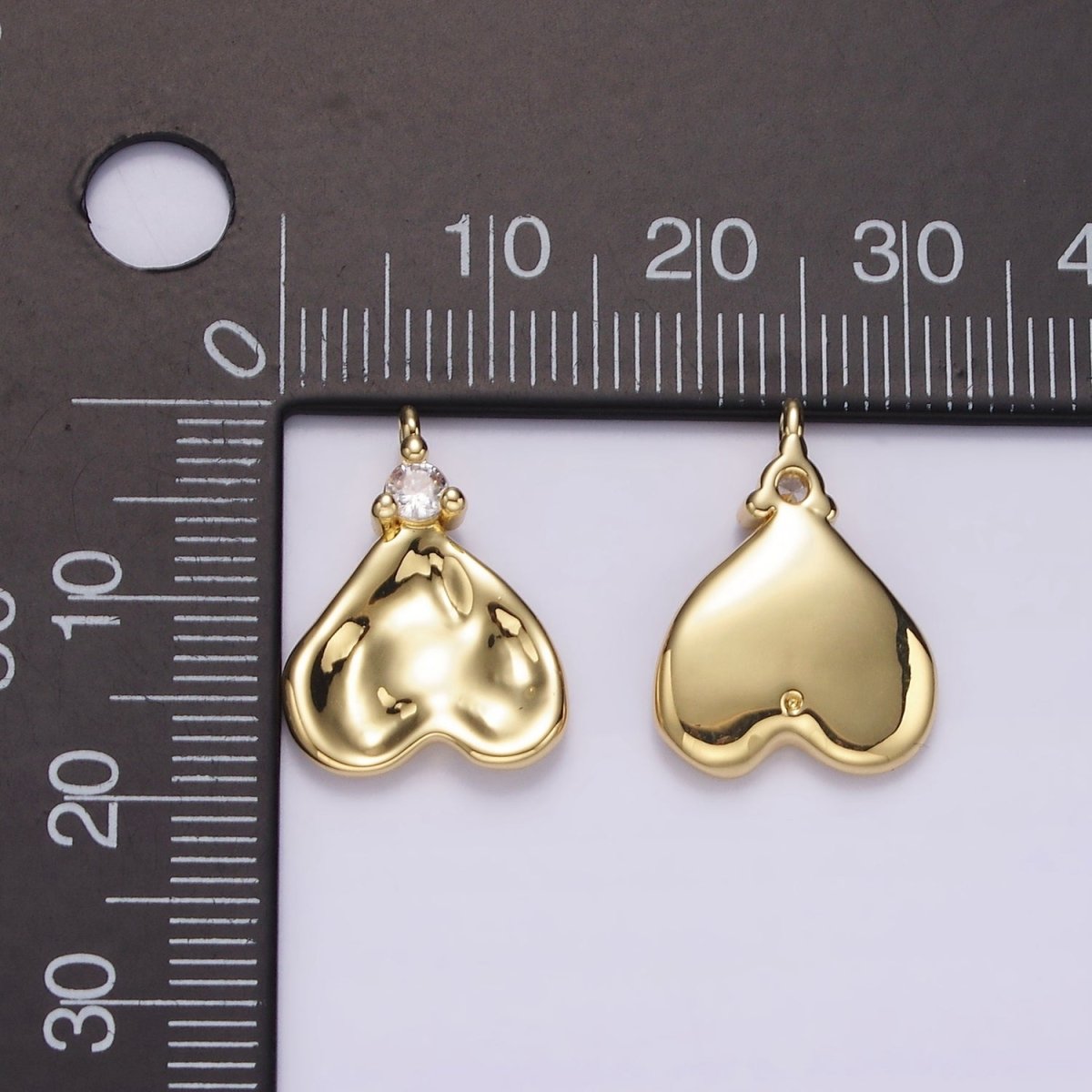 14K Gold Filled Clear CZ Hammered Heart Charm | AC934