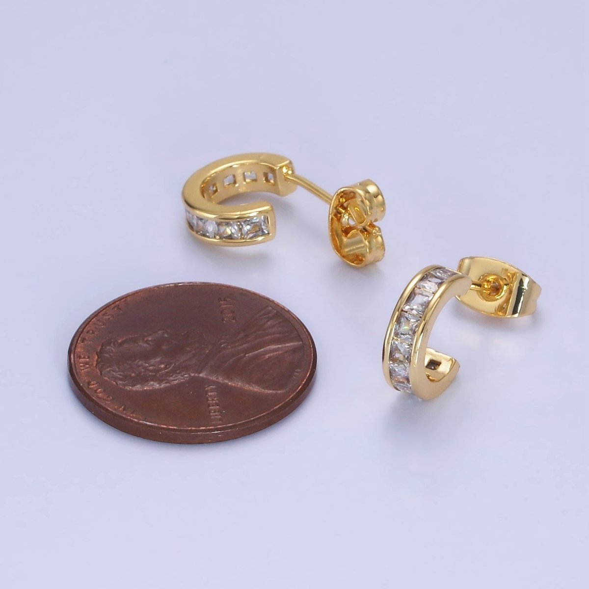 14K Gold Filled Clear CZ Square Lined Cartilage C-Shaped Hoop Earrings | AB1262