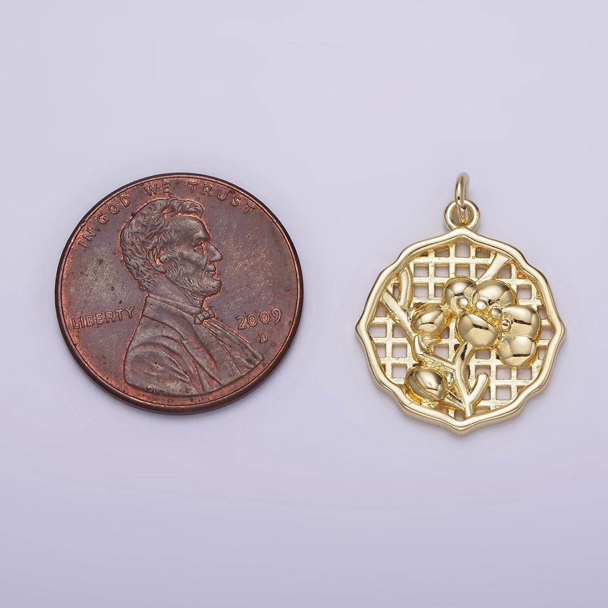 14K Gold Filled Flower Nature Rattan Charm | AG232