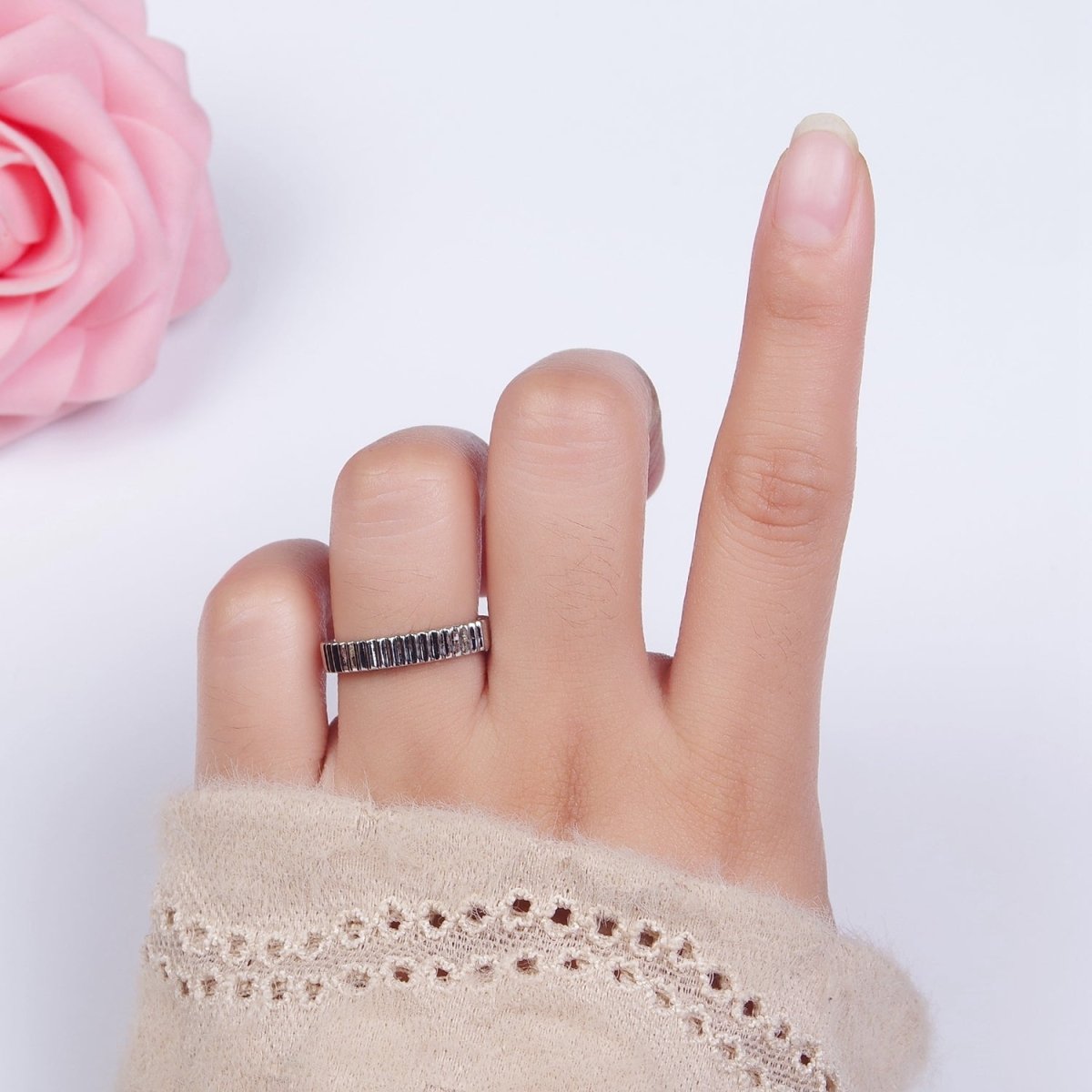 14K Gold Filled Minimalist Lined Ribbed Band Ring in Gold, Silver & Black | O1181 - O1183