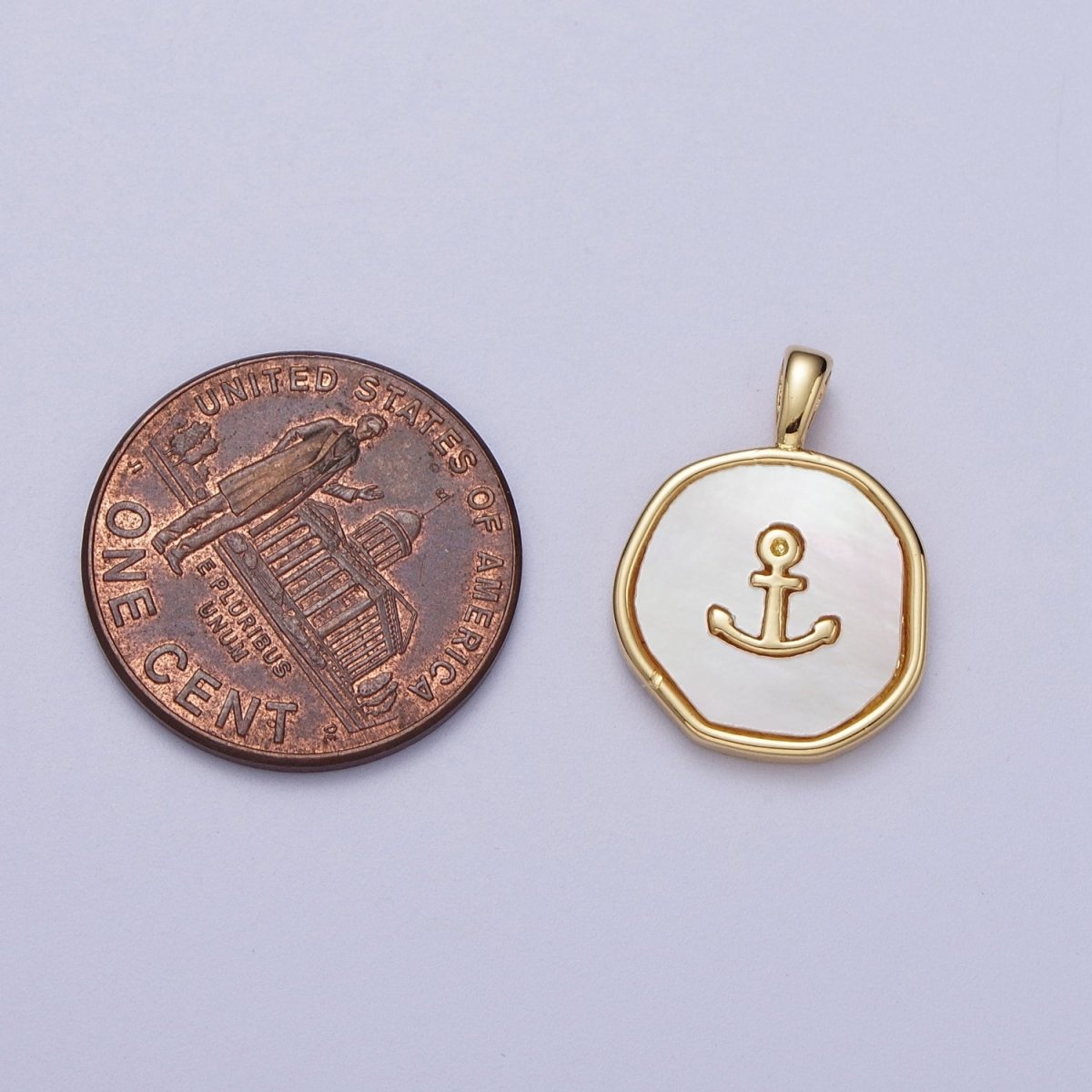 14K Gold Filled Nautical Ship Anchor Shell Pearl Round Pearl I-565