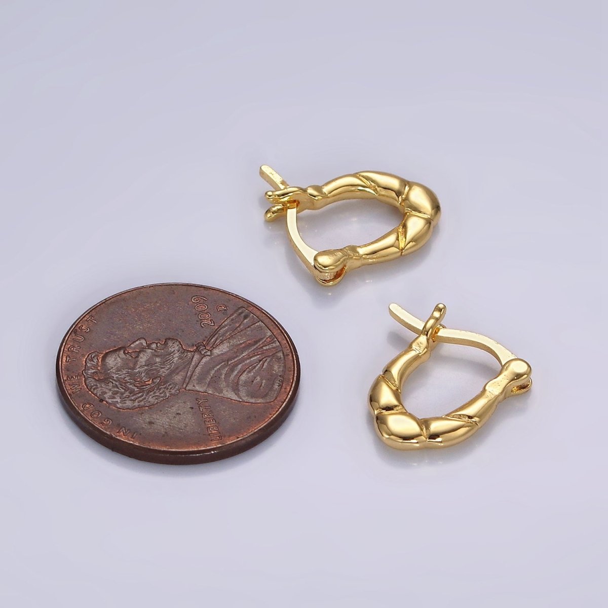 14K Gold Filled Quilted Puffed U-Shaped French Lock Latch Hoop Earrings | AE980