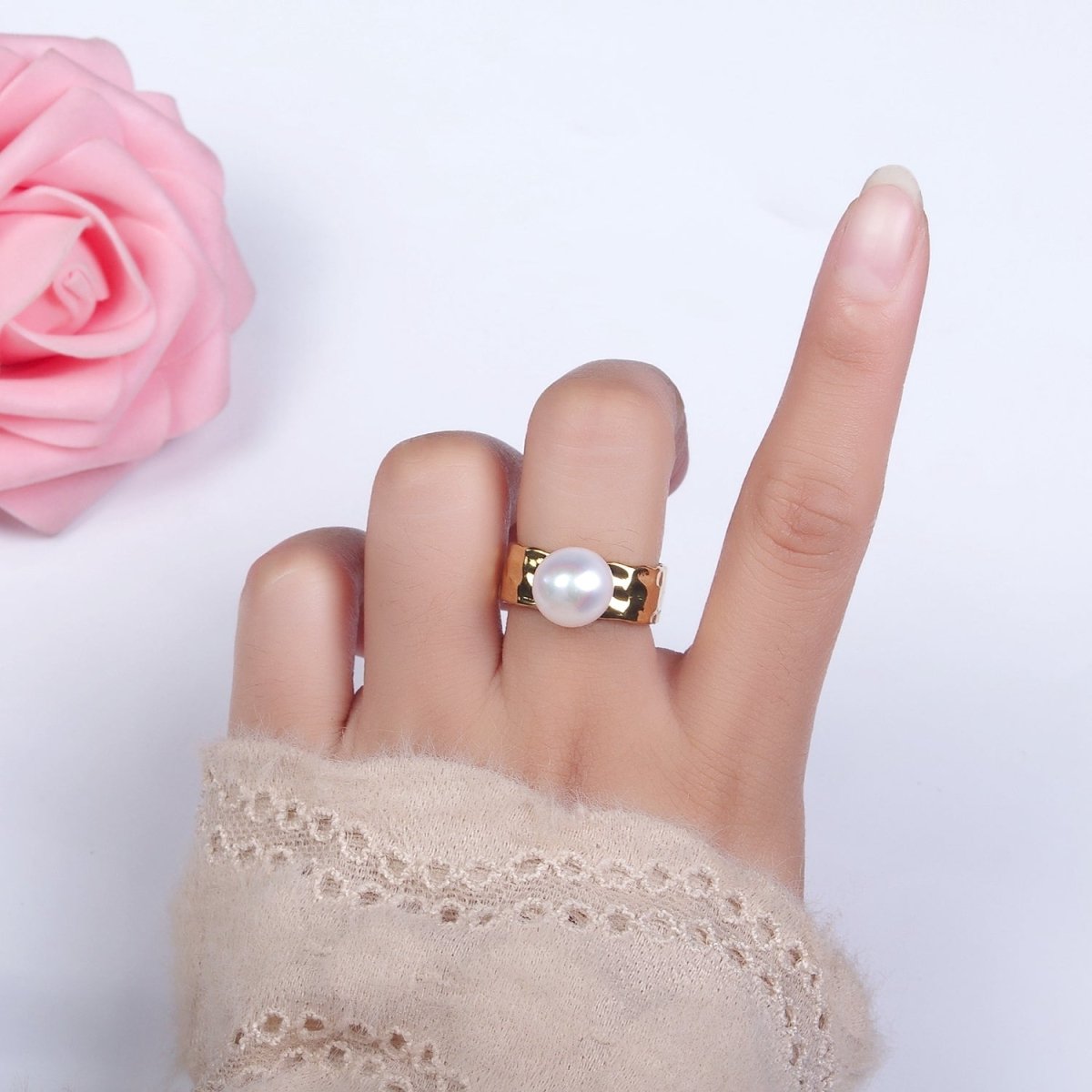 14K Gold Filled White Pearl Hammered Wide Band Ring in Gold & Silver | O1096 O1097