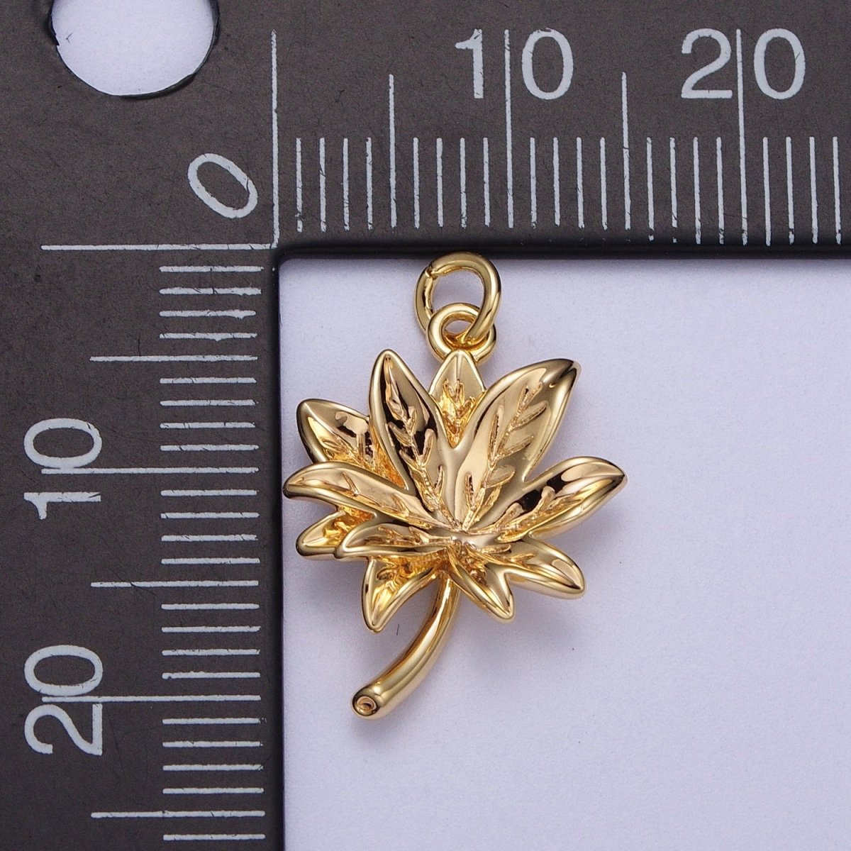 16K Gold Filled Botanical Autumn Maple Christmas Poinsettia Leaf Charm | Y-333