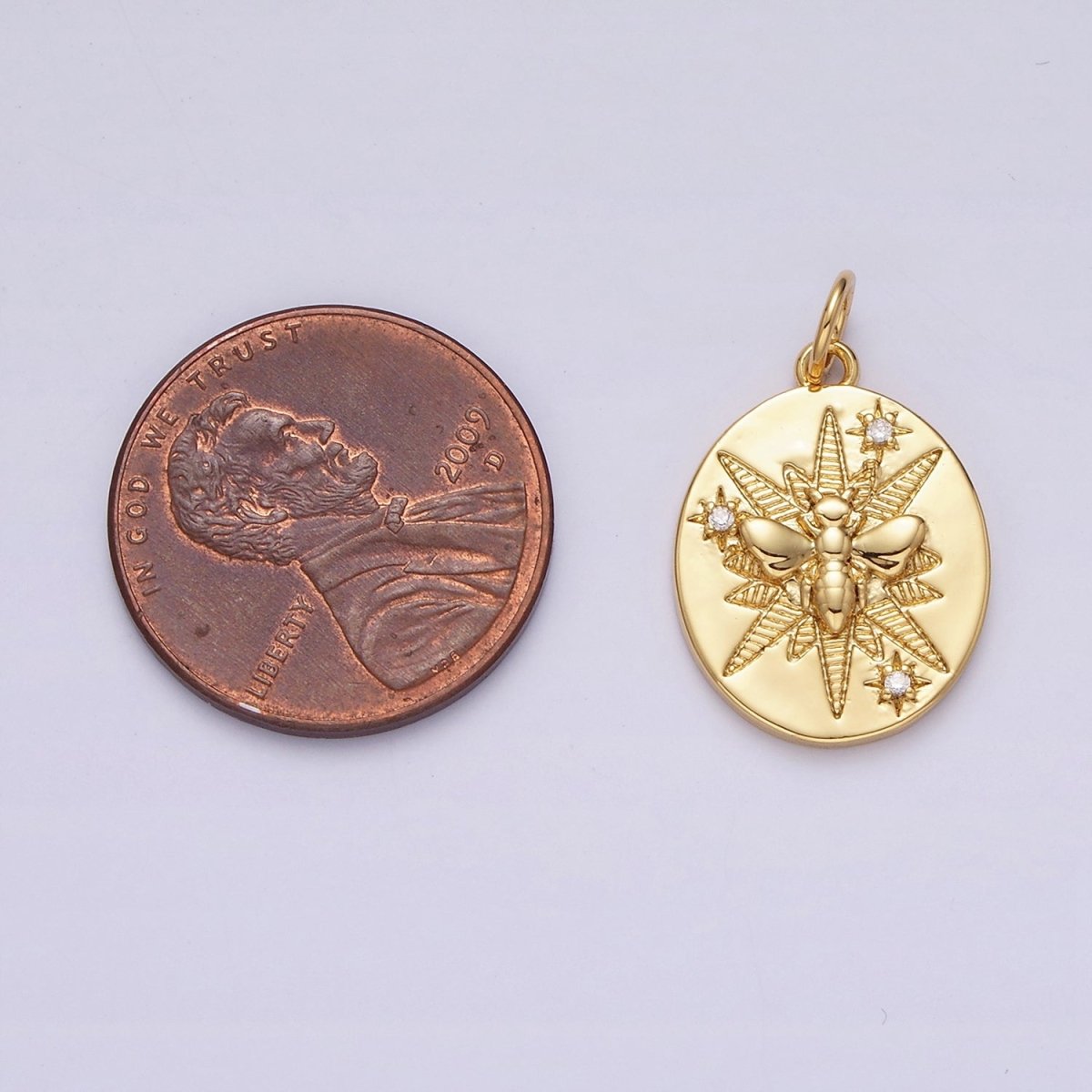 16K Gold Filled Wasps Bee Insect Celestial Star Lined Oval Charm | AC1287