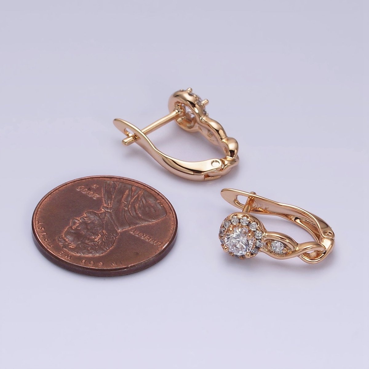 18K Gold Filled Round CZ Twist Geometric English Lock Earrings | AD1422