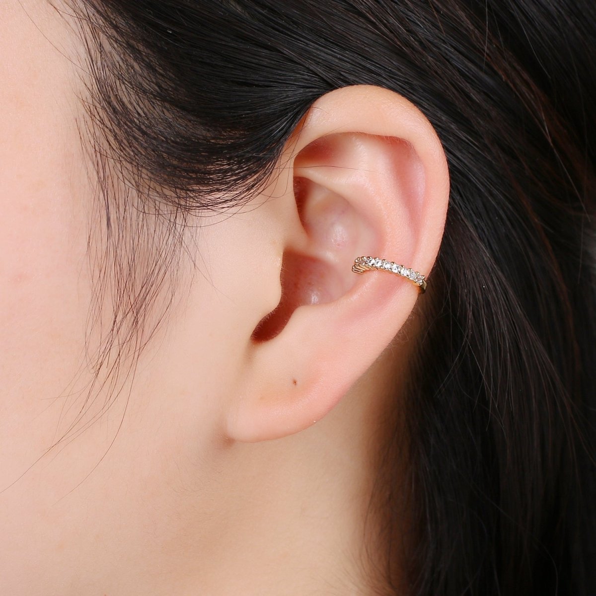 1Pc Micro Pace CZ Ear Cuff 24K Gold Ear cuff Earring, Nonpierced Ear cuff for Cartilage, ingle Earring, Minimalist ear cuff AI-144