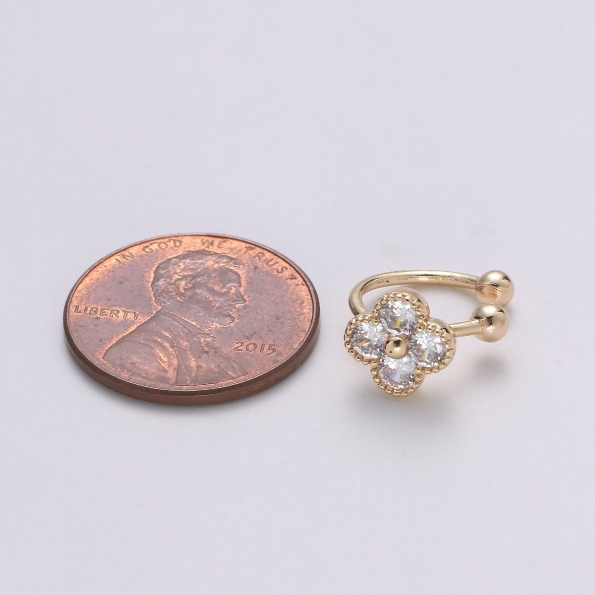 1x Gold Ear Cuff, Flower cuff, Micro Pavé Cubic zirconia, gold cuff, cz diamonds, no piercing cartilage earrings, Christmas gift for her AI-135