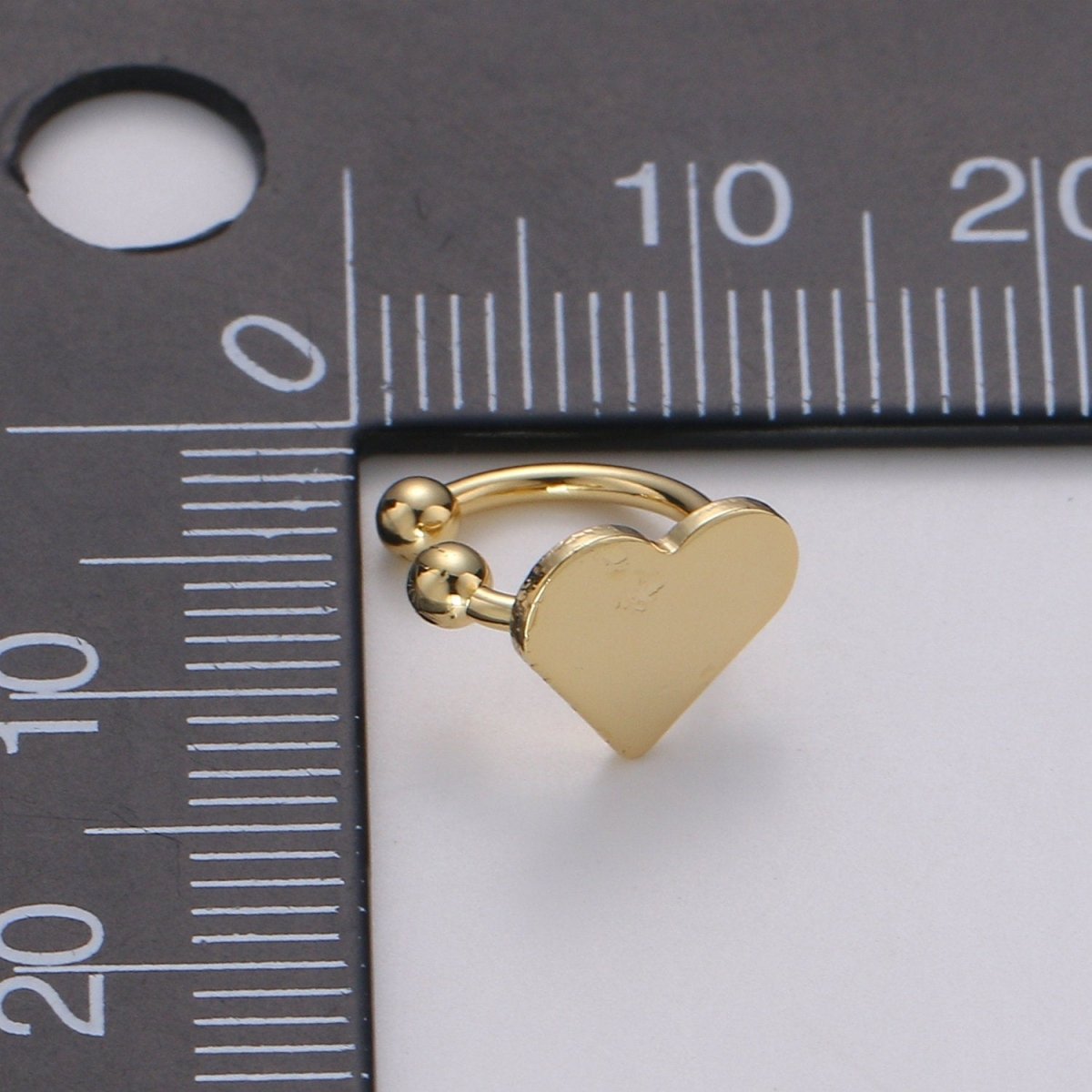1x Left Gold Ear cuff, No piercing ear cuff, Fake piercing, Ear cuff, Helix no piercing hoop, heart ear cuff, Love earring, ear cuff, AI-137