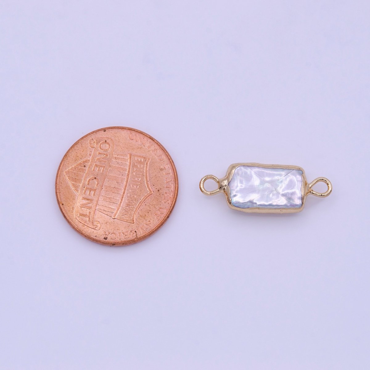 20mm Rectangular Gold Coated White Freshwater Pearl Connector | P-1849