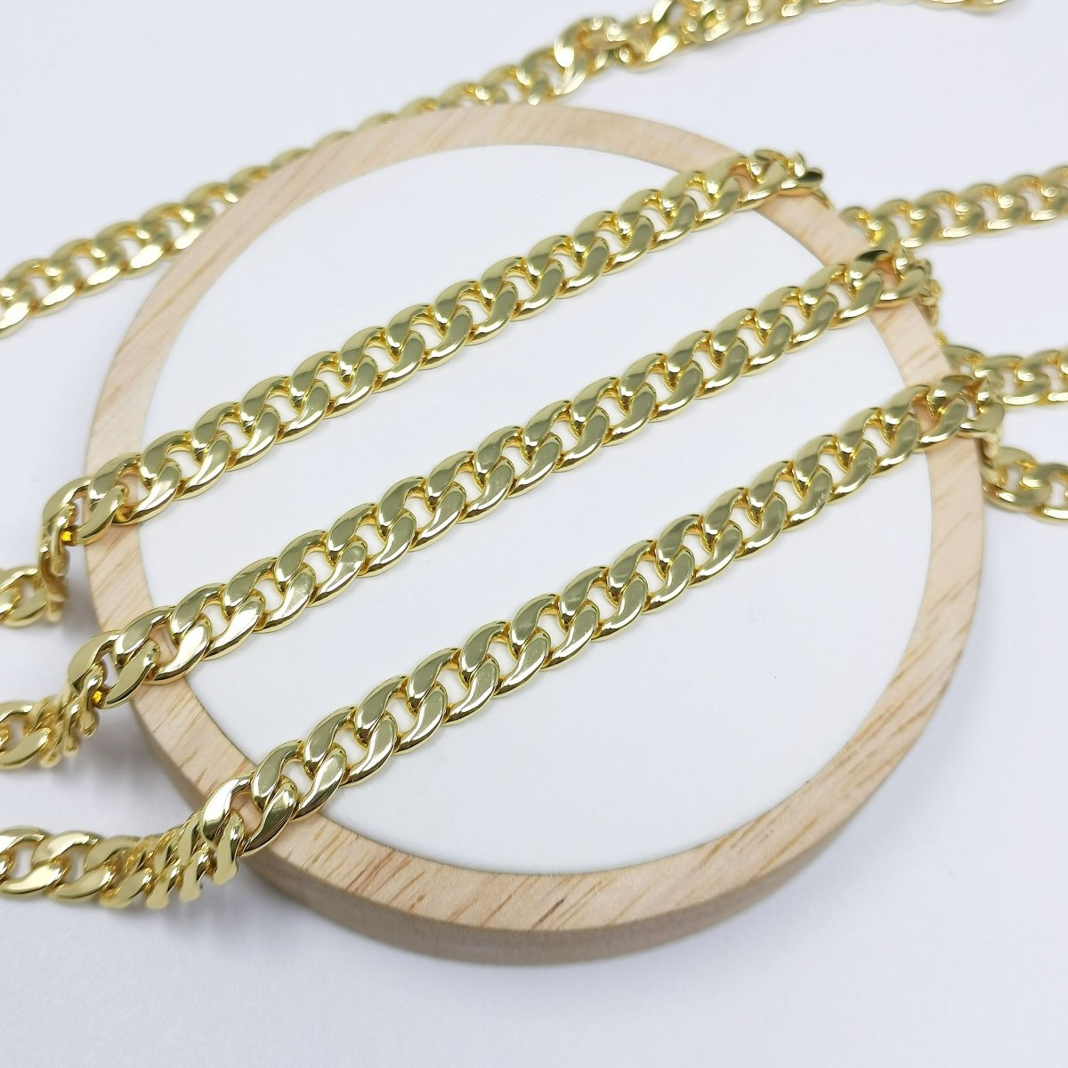 24K Gold 9.7mmx7mm Cuban Curb Chain by Yard, Cuban Curb Chain, Wholesale bulk Roll Chain for DIY Craft, Thickness 2.1mm | ROLL-389 Clearance Pricing