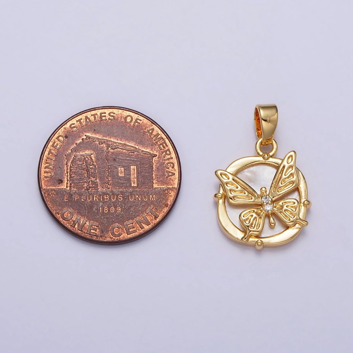 24K Gold Filled Butterfly Shell Pearl Square Pendant | AA113