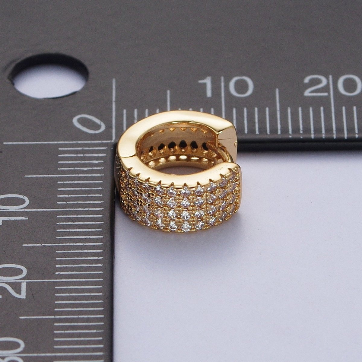 24K Gold Filled Micro Pave Cubic Zirconia Small Hoop Earrings Simple Dainty Huggie Gold Earrings AD-485