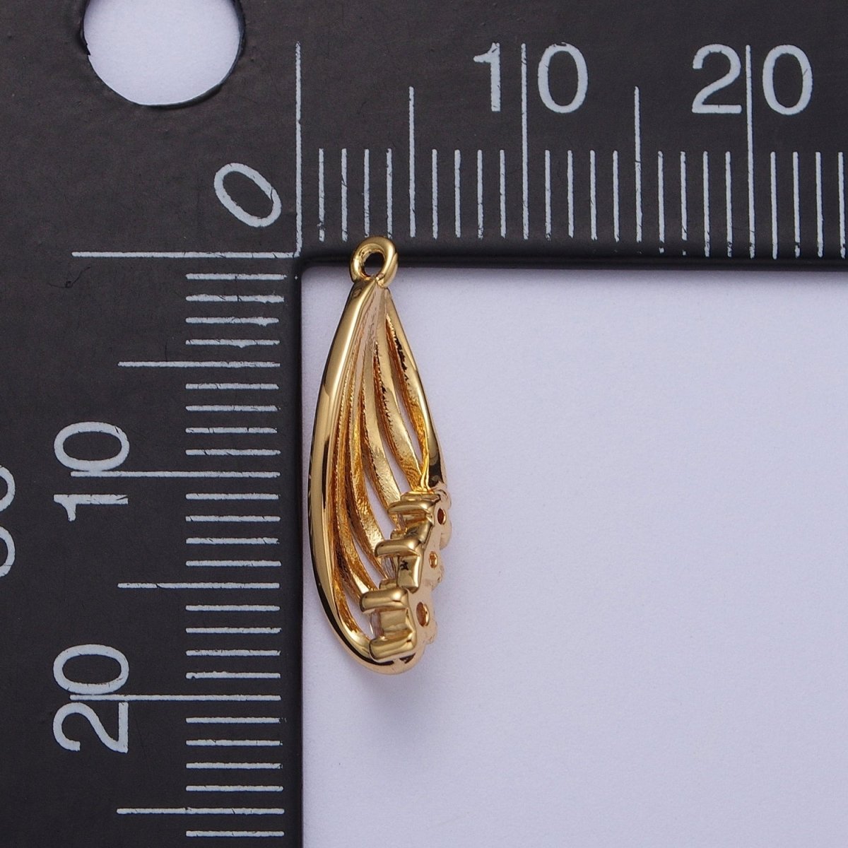 24K Gold Filled Twirled Palm Leaf Cubic Zirconia Charm E-420