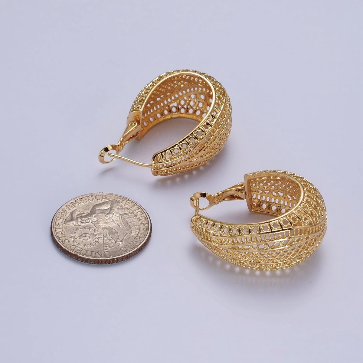 25mm Gold Filigree-Patterned Dome Hinge Hoop Earrings | AB204