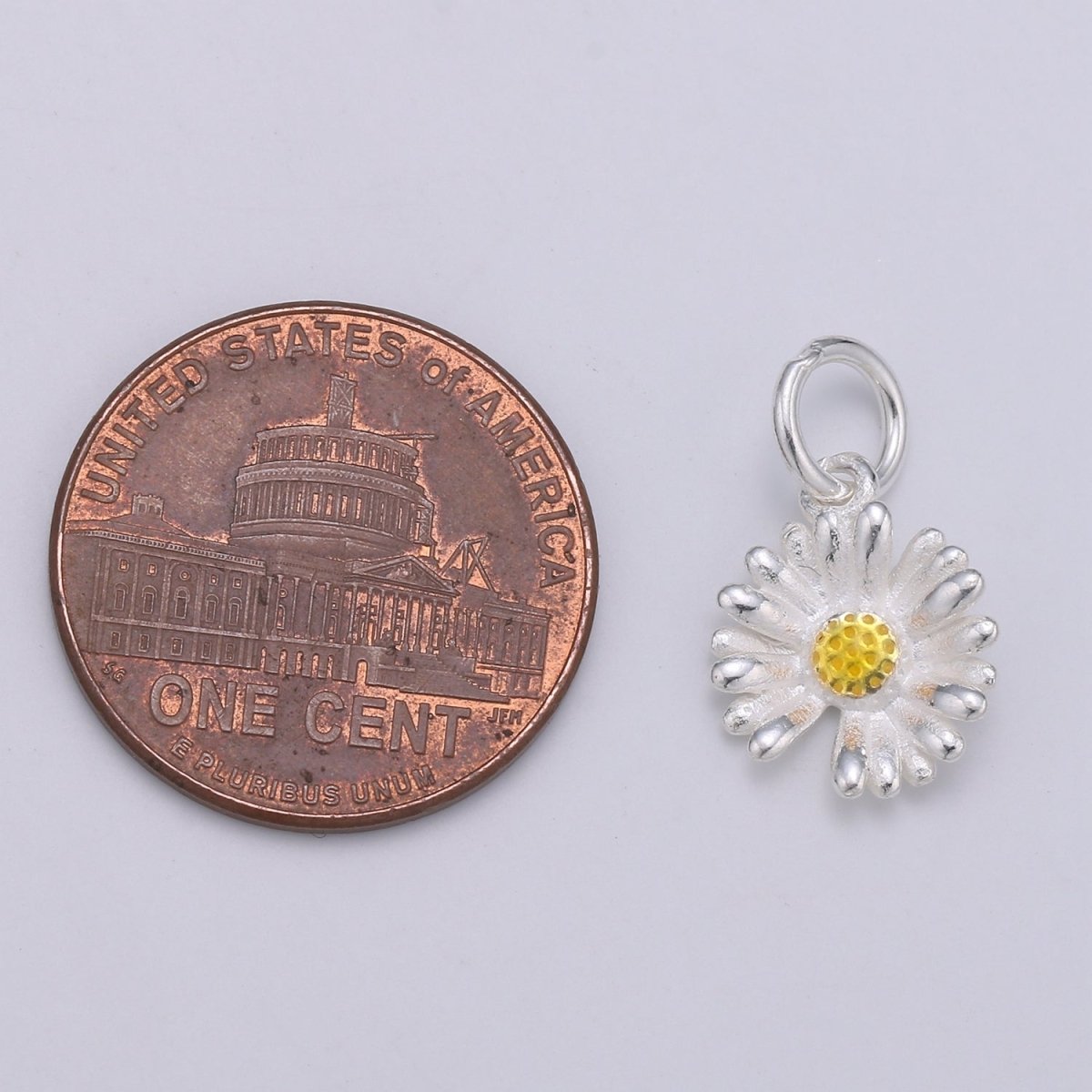 925 Sterling Silver Daisy Charm, Floral Charm Silver Flower Charm for Necklace Bracelet Earring, Yellow Daisy Charm SL-045