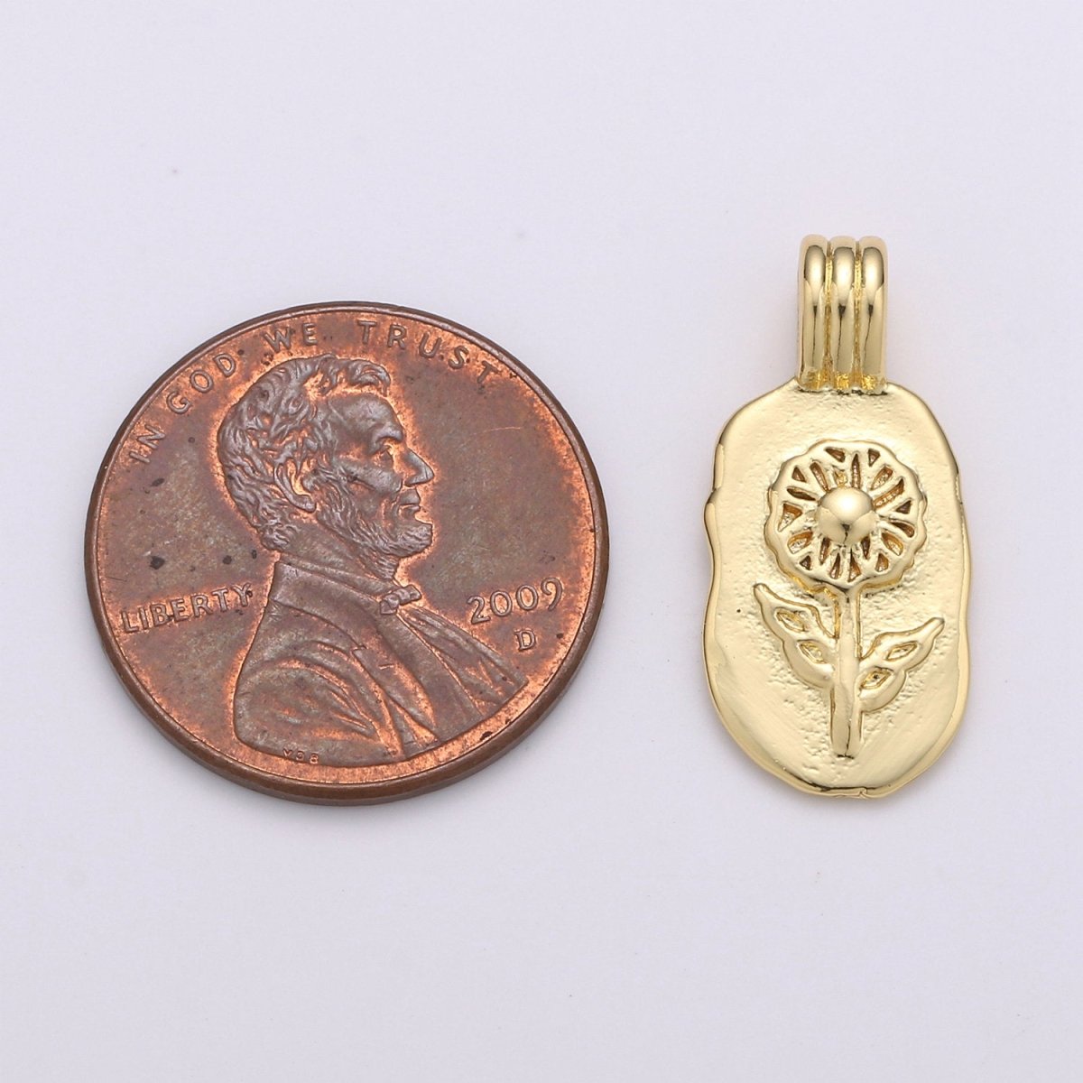 Dainty 14k Gold Filled Daisy Charm - Gold Flower Pendant, Floral Garden Spring Summer Jewelry for Necklace Component Supply I-784