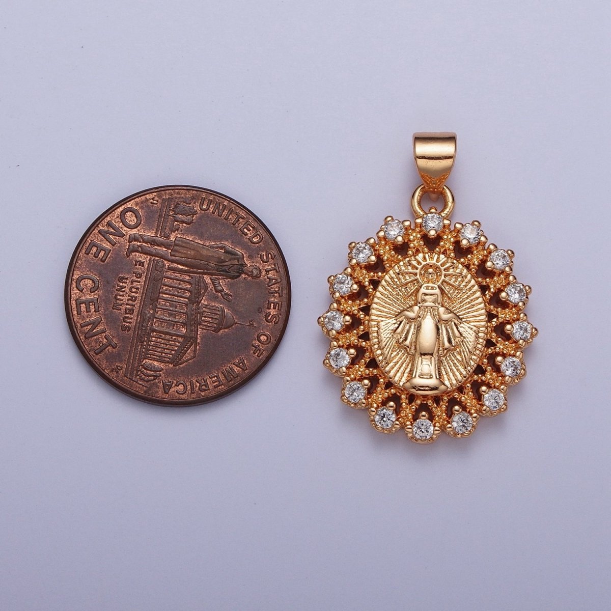 Dainty Gold Micro Paved CZ Miraculous Lady Oval Medallion Pendant Lady Guadalupe Virgin Mary For DIY Religious Jewelry Making H-379