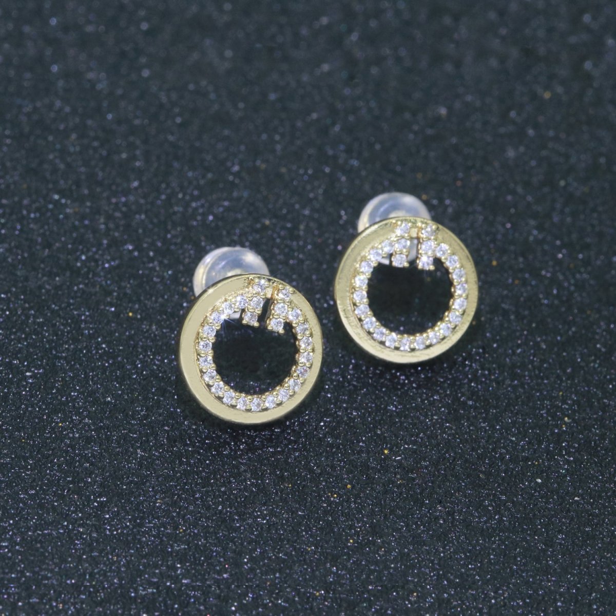Dainty Gold Stud Earring Micro Pave Circle Stud Earring T-044