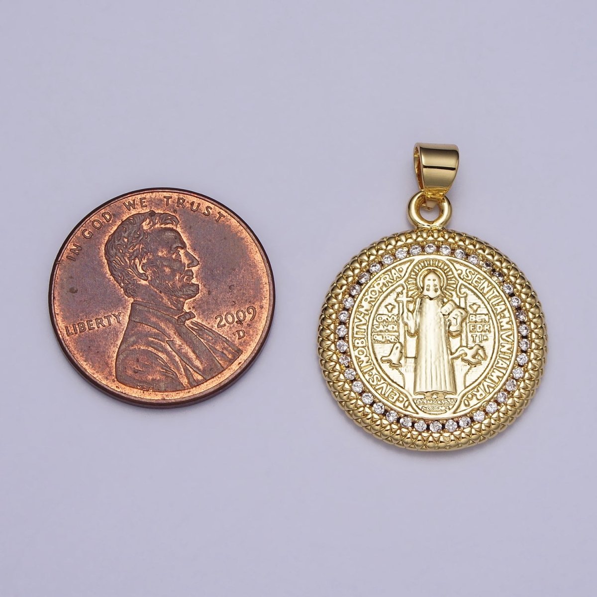 Double Sided Saint Benedict SMQLIVB PAX VRSNSMV Round Gold Pendant | AA076
