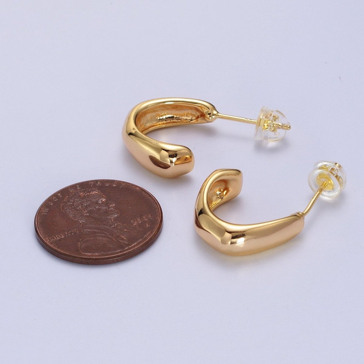 Geometric Abstract Gold Curved Stud Hoops Earrings | AB021