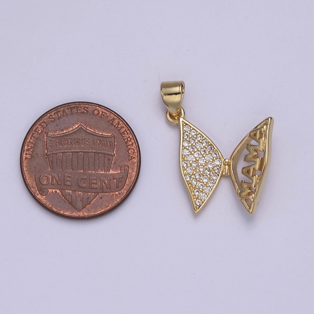Gold Filled Butterfly charm, gold Mariposa pendant Insect Animal Minimalist Jewelry J-385