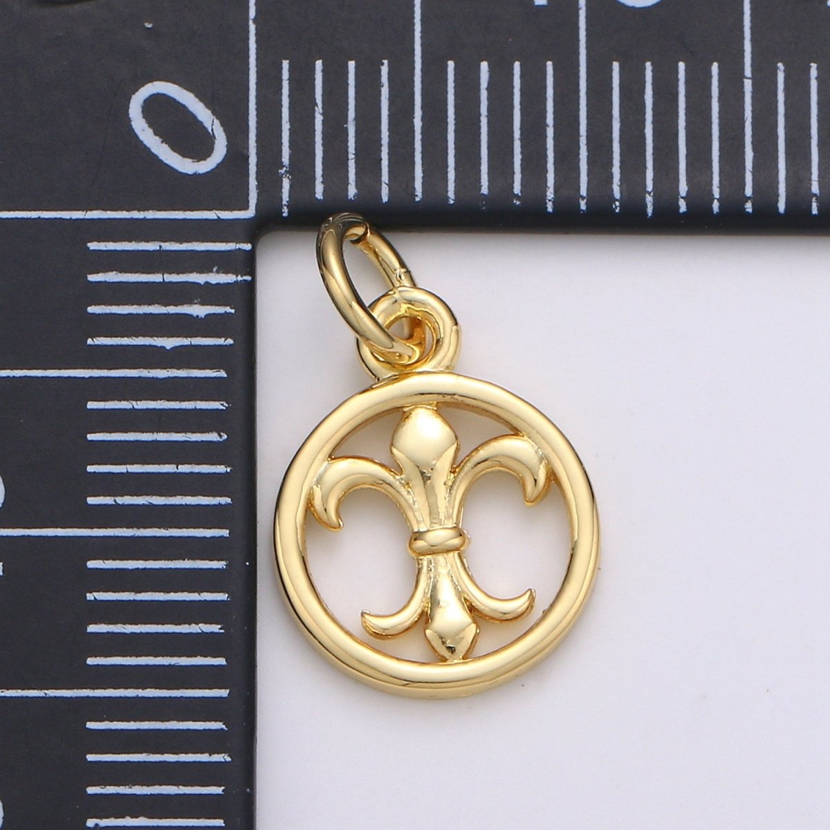 Gold Filled Spear Charm D-916