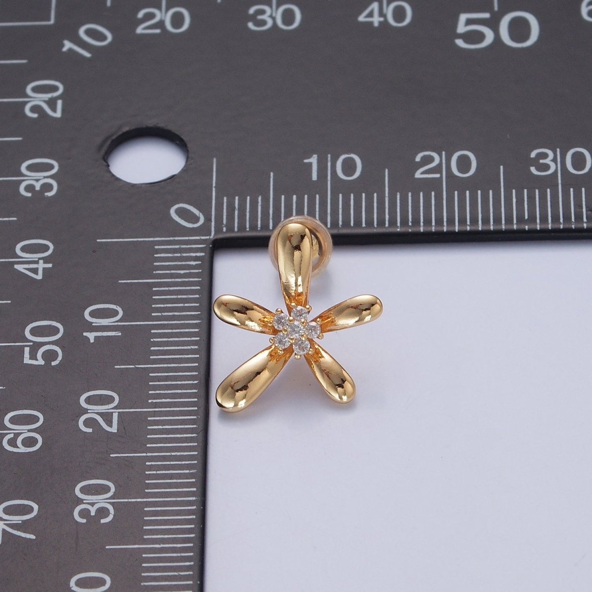 Gold Flower Stud Earring Floral Jewelry V-383