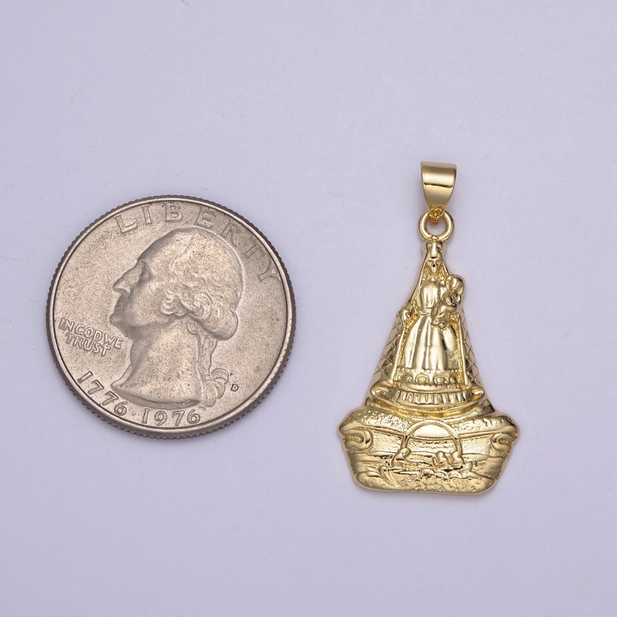 Gold La Virgen de la Caridad del Cobre Pendant for Necklace Supply H-882
