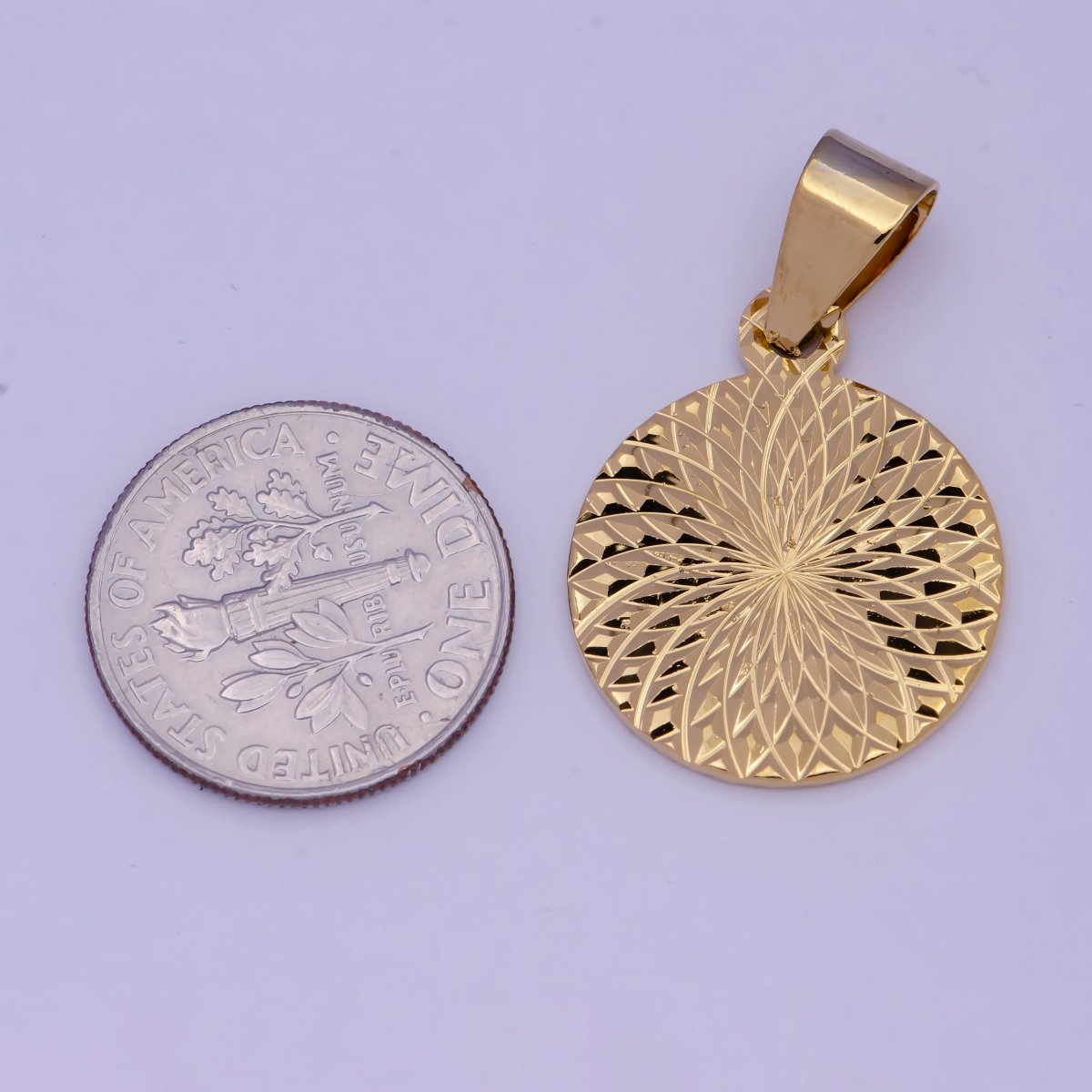 Gold Medallion Pendant Coin Dangle Charm Geometric Jewelry J-503