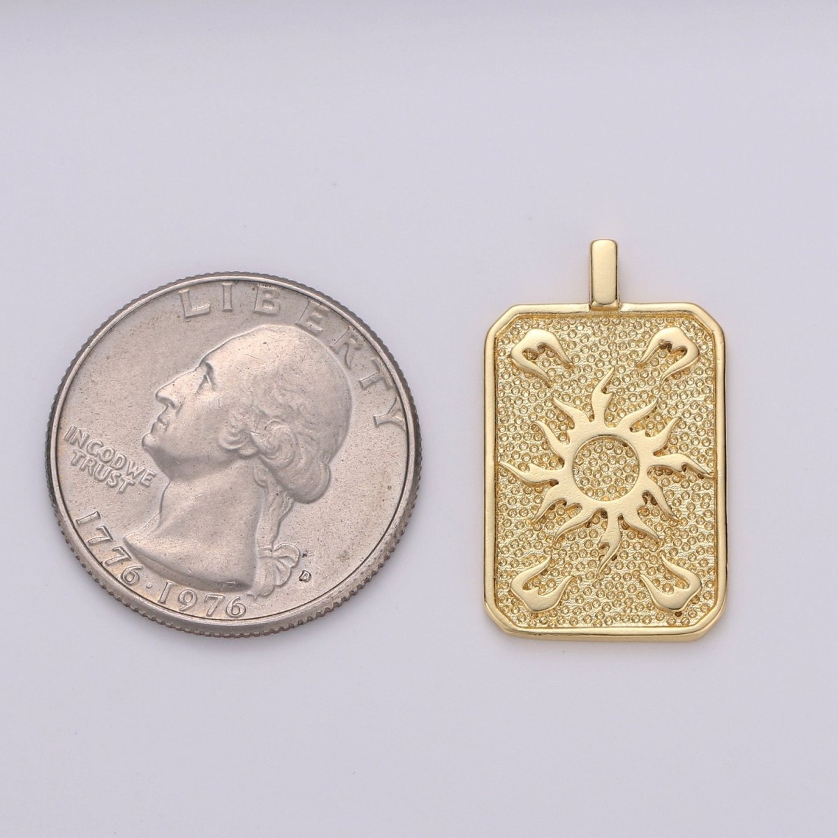 Gold Sun Charm Gold Filled Medallion, Celestial Pendant Necklace Charm for Statement Necklace Component Gold Tag Unisex Jewelry J-031