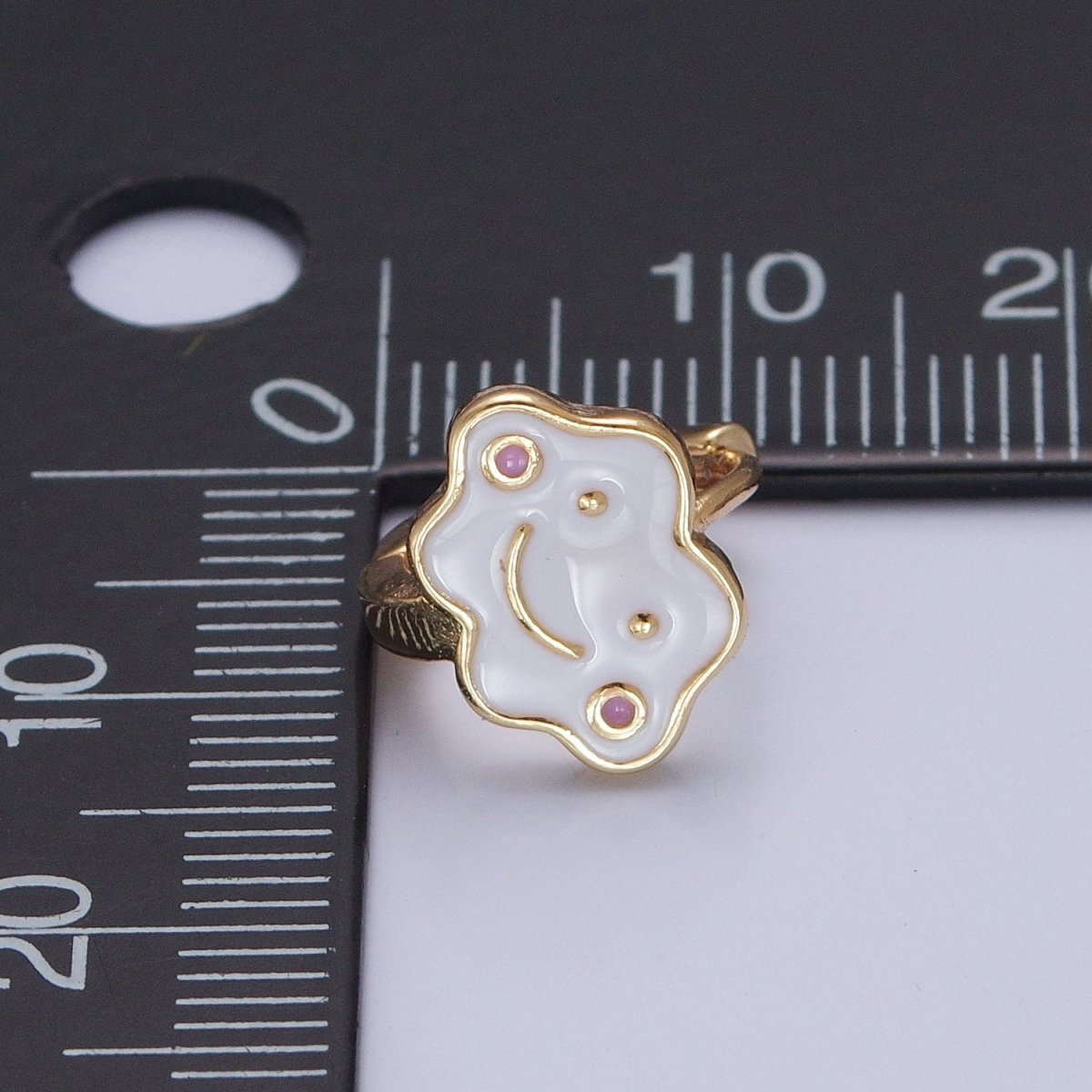 Kawaii Happy Cloud Huggie Earring T-504