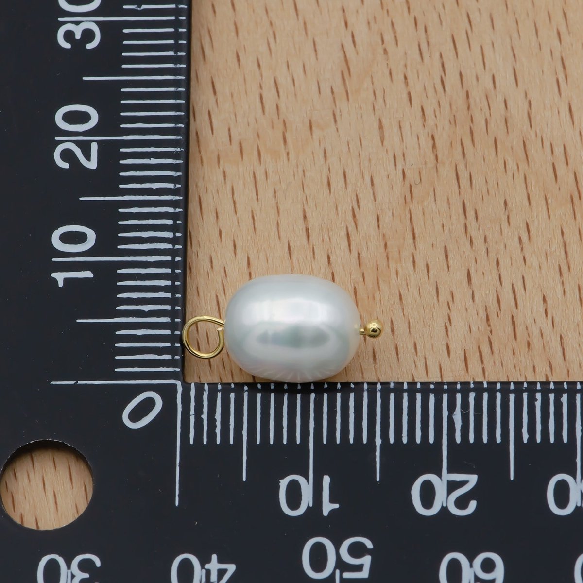 Oval Freshwater Pearl White Pearl Charm - P-1821