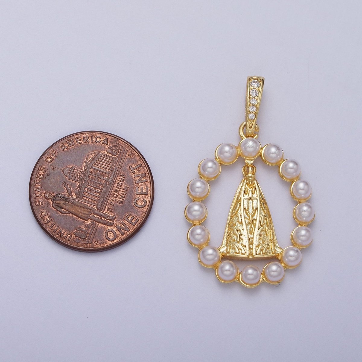 Religious Praying Nossa Senhora Aparecida Round White Pearl Catholic Cape Pendant I-278