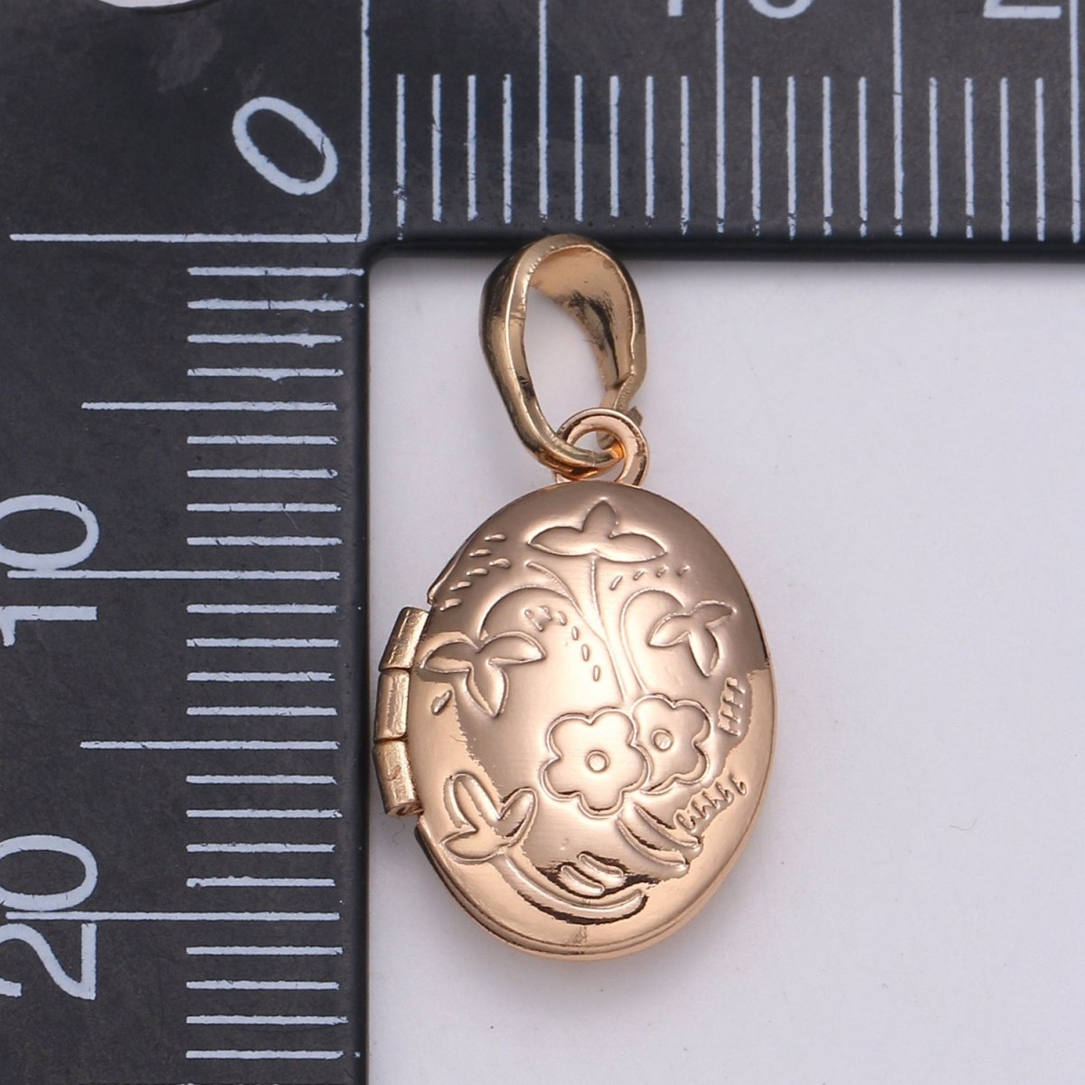 Rose Gold Filled Oval Locket Flower Photo Locket, Minimalist Jewelry, Necklace Pendant for Jewelry Making supply H-127