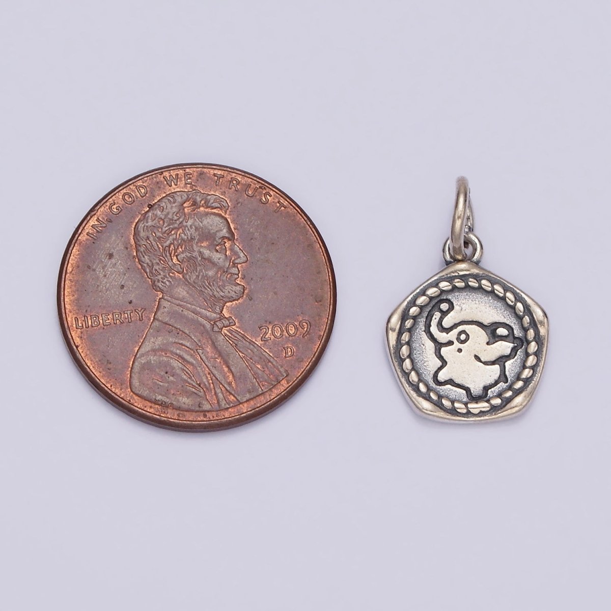 S925 Sterling Silver Elephant Animal Round Braided Pentagon Charm | SL-358