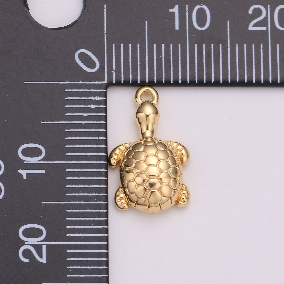 Small Sea Turtle Charm Ocean Summer Vacation Animal Pendant in Gold Filled Turtoise Pendants Necklace Earring Bracelet Charms C-531