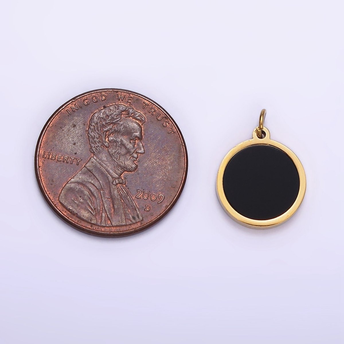 Stainless Steel 10mm Black Bezel Minimalist Charm | P1238