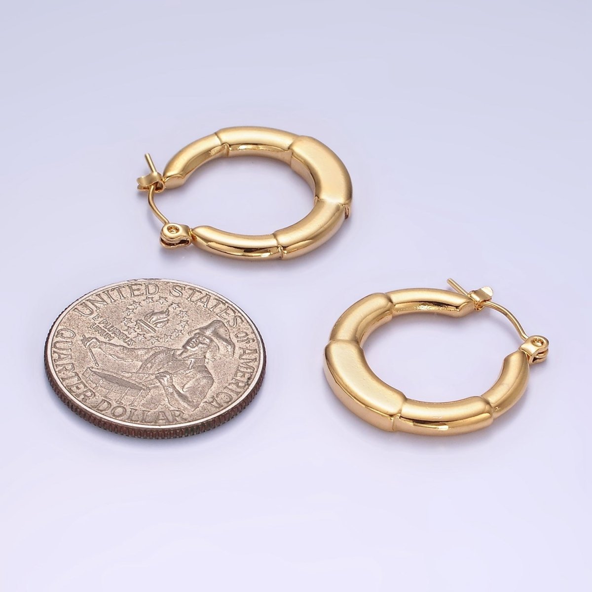 Stainless Steel 20mm Over-Edged Band Round Minimalist Latch Hoop Earrings | AE440