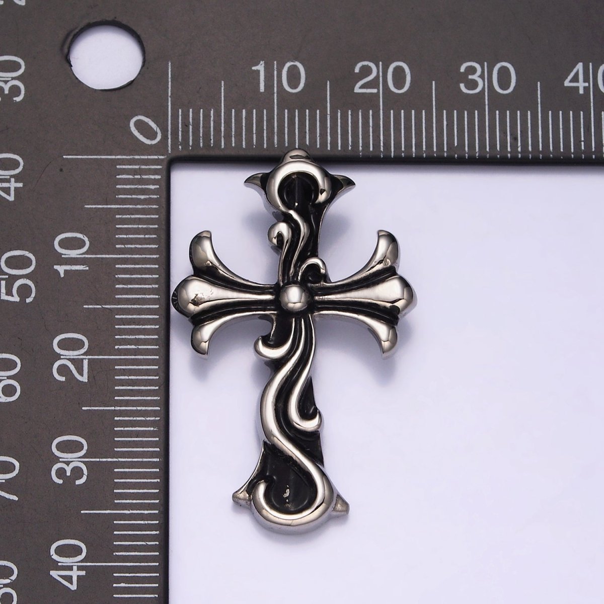 Stainless Steel 35mm Twirl Ribbon Fleury Cross Charm P-553